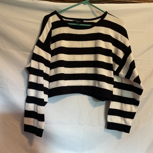 Forever 21 Sweater - Picture 1 of 5